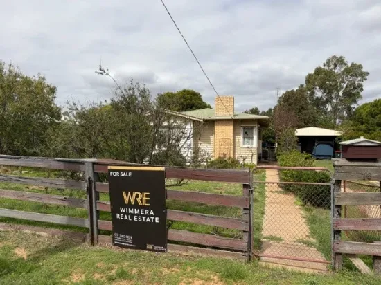 16 Sproats Lane, Donald, Vic 3480