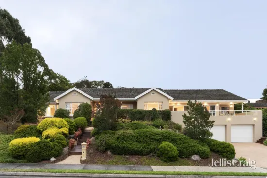 16 Stirling Crescent, Glen Waverley, Vic 3150