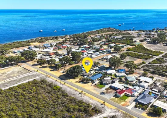 16 Thomas Street, Leeman, WA 6514