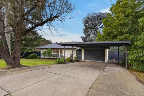 16 Thorngate Drive, Belair, SA 5052