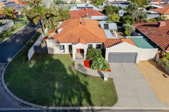 16 Timberlane Loop, Cooloongup, WA 6168