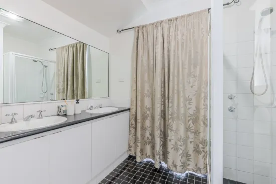 16 Timberlane Loop, Cooloongup, WA 6168-Image