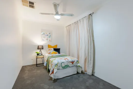 16 Timberlane Loop, Cooloongup, WA 6168-Image