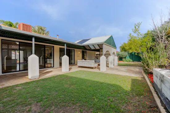 16 Timberlane Loop, Cooloongup, WA 6168-Image