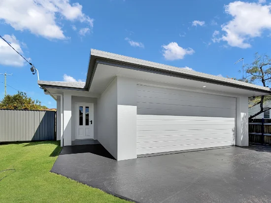 16 Troughton Street, Mareeba, Qld 4880