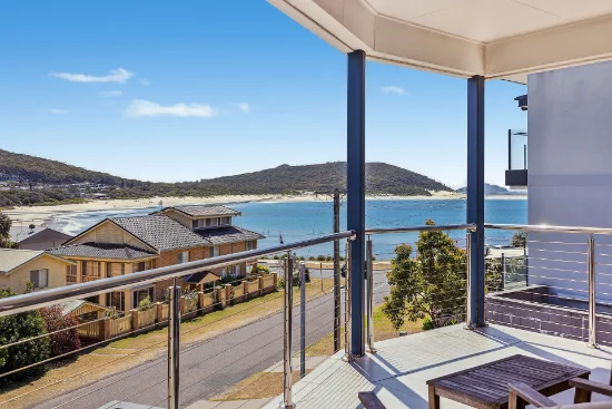 16 Tuna Crescent, Fingal Bay, NSW 2315