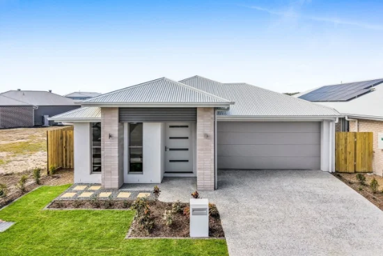 16 Valley Street, Banya, Qld 4551