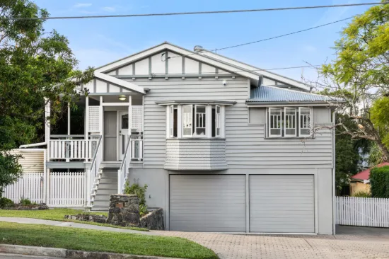 16 Vendale Avenue, Moorooka, Qld 4105