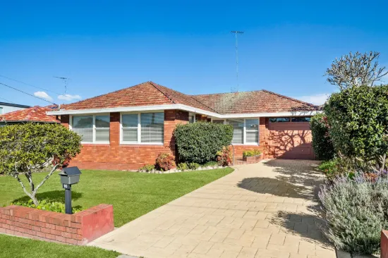 16 Vista Heights Road, Miranda NSW 2228-Image