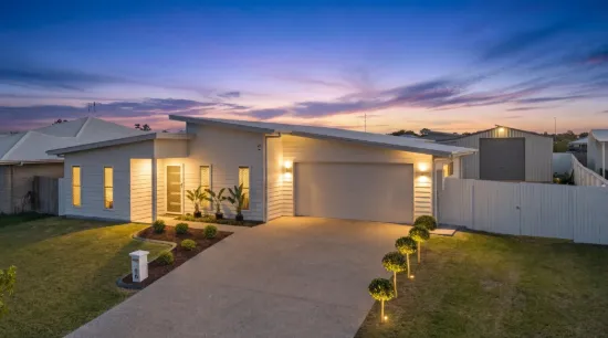 16 Vue Way, Parkhurst, Qld 4702
