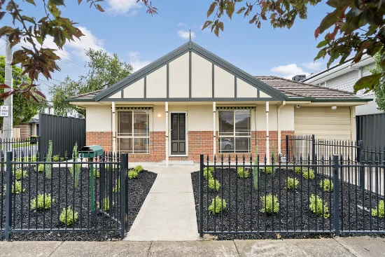16 Wadham Street, Pascoe Vale South, Vic 3044 - For Rent