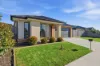 16 Wallace Street, Sale, Vic 3850