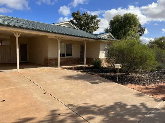 16 Wattle Drive, Roxby Downs, SA 5725