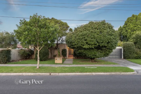 16 Wattle Grove, McKinnon, Vic 3204