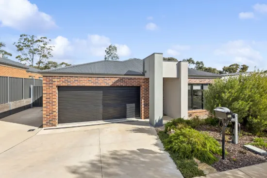 16 Westbury Boulevard, Maiden Gully, Vic 3551