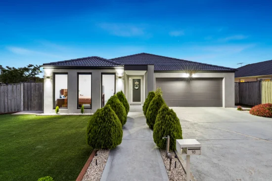16 Westmoreland Avenue, Cranbourne North VIC 3977 - For Rent