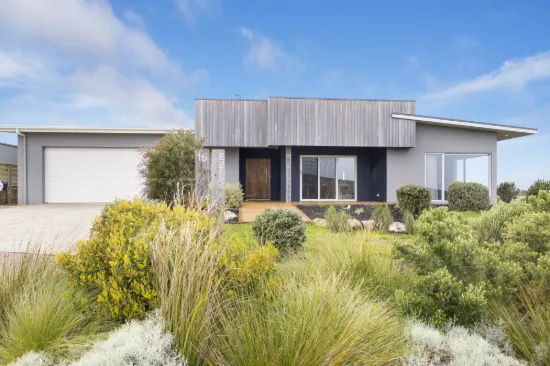 16 Whale Avenue, Warrnambool, Vic 3280