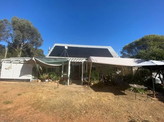 16  Whitfield Street, Mount Hardey, WA 6302