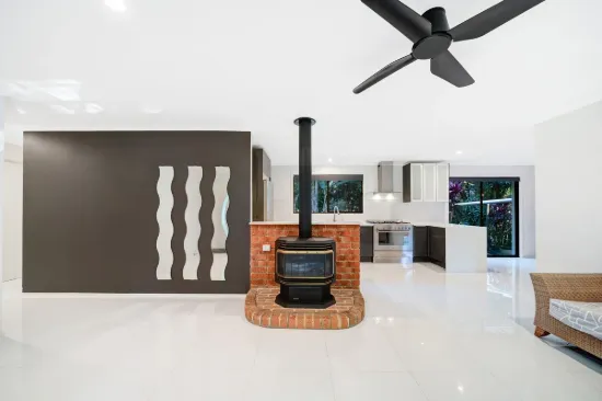 16 Wilga Court, Mapleton, Qld 4560
