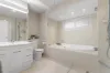16 Willow Place, Carindale, Qld 4152-Image