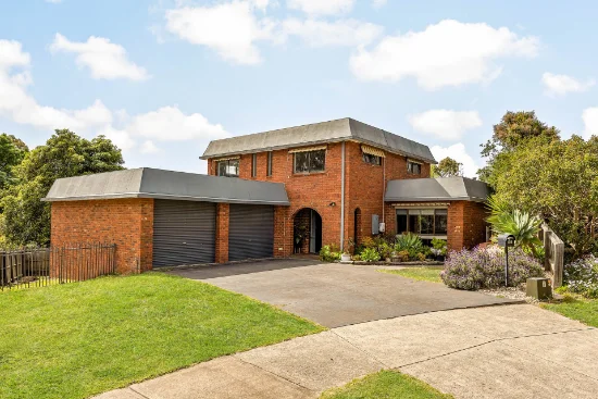 16 Withers Close, Sunbury, Vic 3429