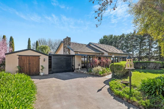 16 Woodlands Road, Kenton Valley, SA 5233