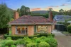 16 Woods Point Rd, Warburton, Vic 3799