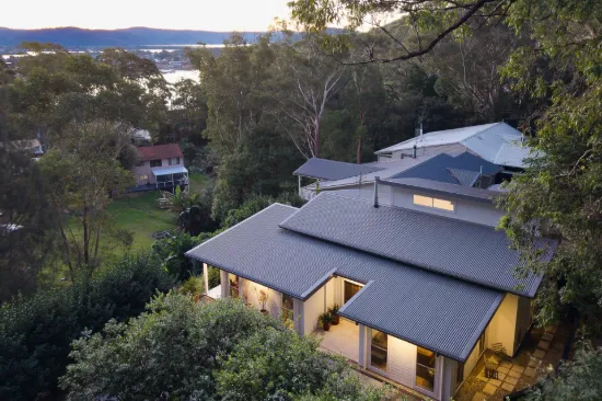 16 Yugari Crescent, Daleys Point, NSW 2257