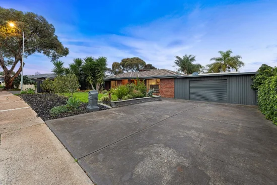 16 Zurich Road, Craigmore, SA 5114