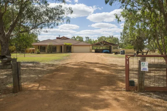 160 Cunningham Drive, Oakford, WA 6121