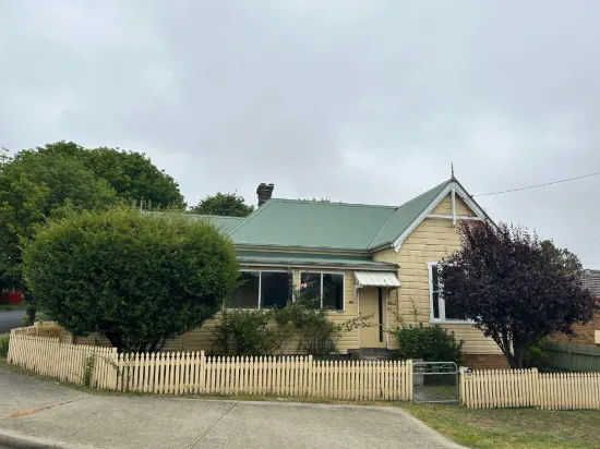 162 Markham Street, Armidale, NSW 2350