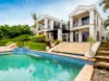 1665 Riverdale Dr, Hope Island, Qld 4212
