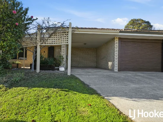 16A Kearney Mews, Marangaroo, WA 6064