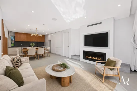 16B Queensbury Rd, Padstow Heights, NSW 2211