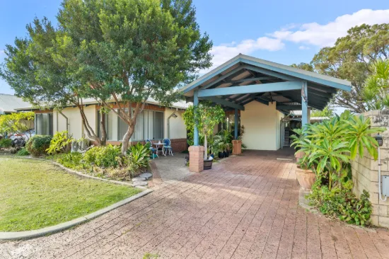 17/1 Waterside Drive, Dudley Park, WA 6210