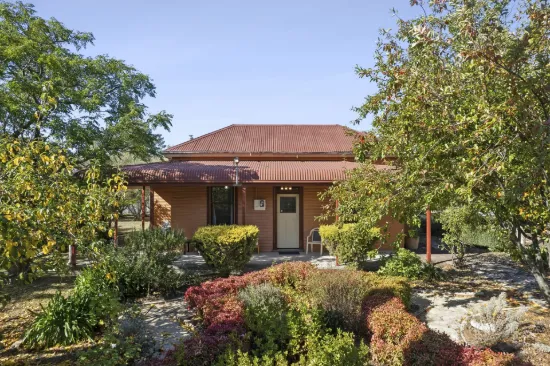 17-21 Camp Street, Clunes, Vic 3370