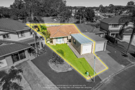 17/21 Usher Avenue, Labrador, Qld 4215