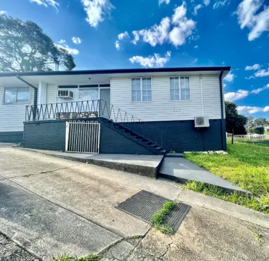 17 Aberdeen Road, Busby NSW 2168-Image