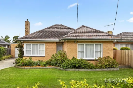 17 Adrienne Crescent, Mount Waverley, Vic 3149
