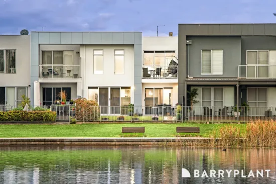 17 Albatross Drive, Pakenham, Vic 3810