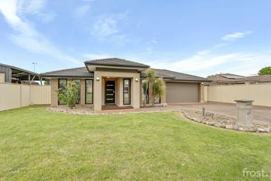 17 Almond Avenue, Wallan, Vic 3756 - For Sale