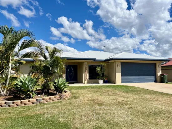 17 Amaroo Drive, Mareeba, Qld 4880