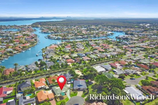 17 Anchor Court, Banksia Beach, Qld 4507