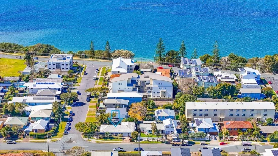 17 Annie Street, Woody Point, Qld 4019 - For Sale