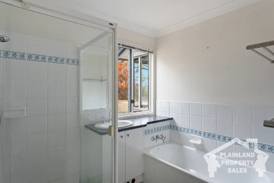 17 Anthony Court, Summerholm, Qld 4341-Image