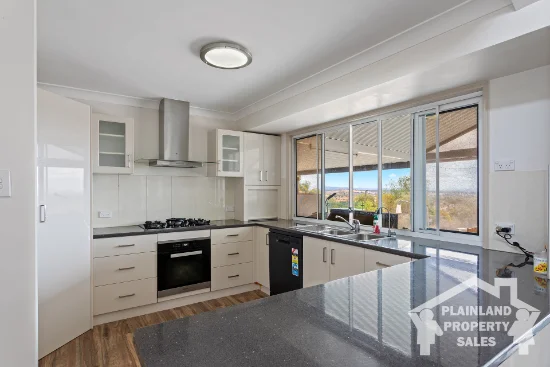 17 Anthony Court, Summerholm, Qld 4341-Image