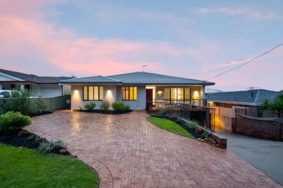 17 Aumerle Way, Spearwood, WA 6163
