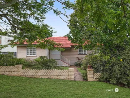 17 Ayr Street, Morningside, Qld 4170