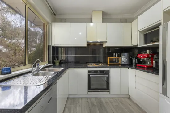 17 Billabong Road, Para Hills, SA 5096