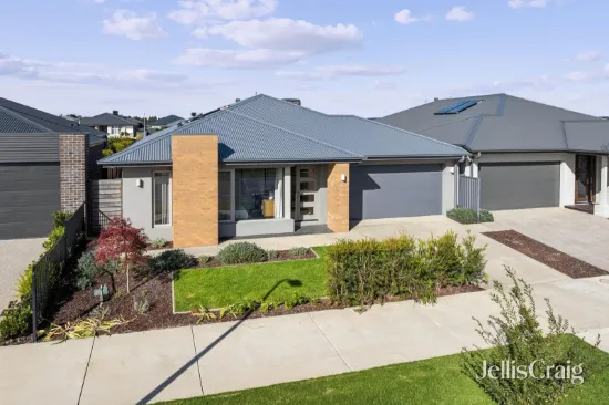 17 Blomeley Drive, Lucas, Vic 3350